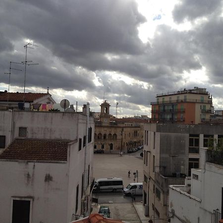 Bed&Breakfast Jsuite Gioia Del Colle Bagian luar foto
